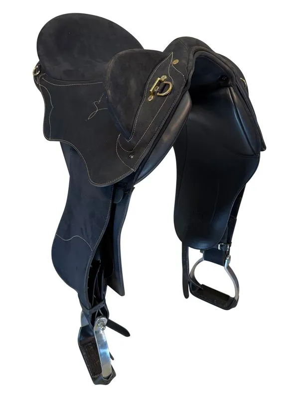 large-used-wintec-pro-stock-english-saddle-medium-tree-59 Large Used Wintec Pro Stock Saddle - Image 1